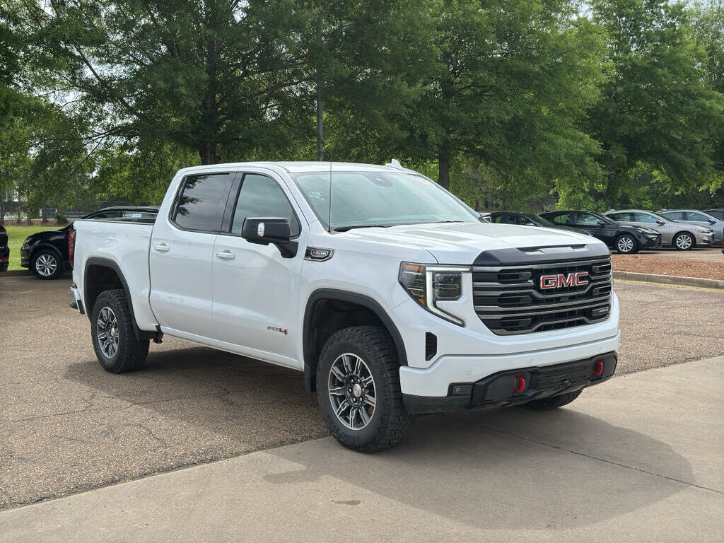 2025 GMC Sierra