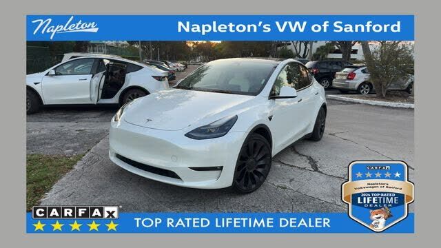 2022 TESLA Model Y