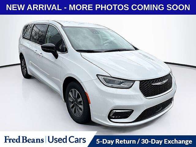 2024 CHRYSLER Pacifica