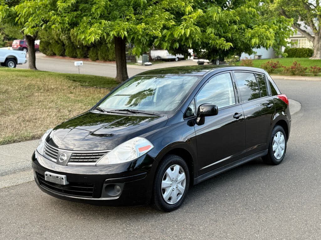 2008 NISSAN Versa