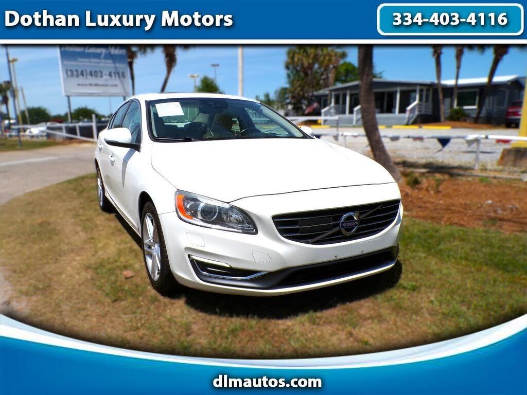 2015 VOLVO S60