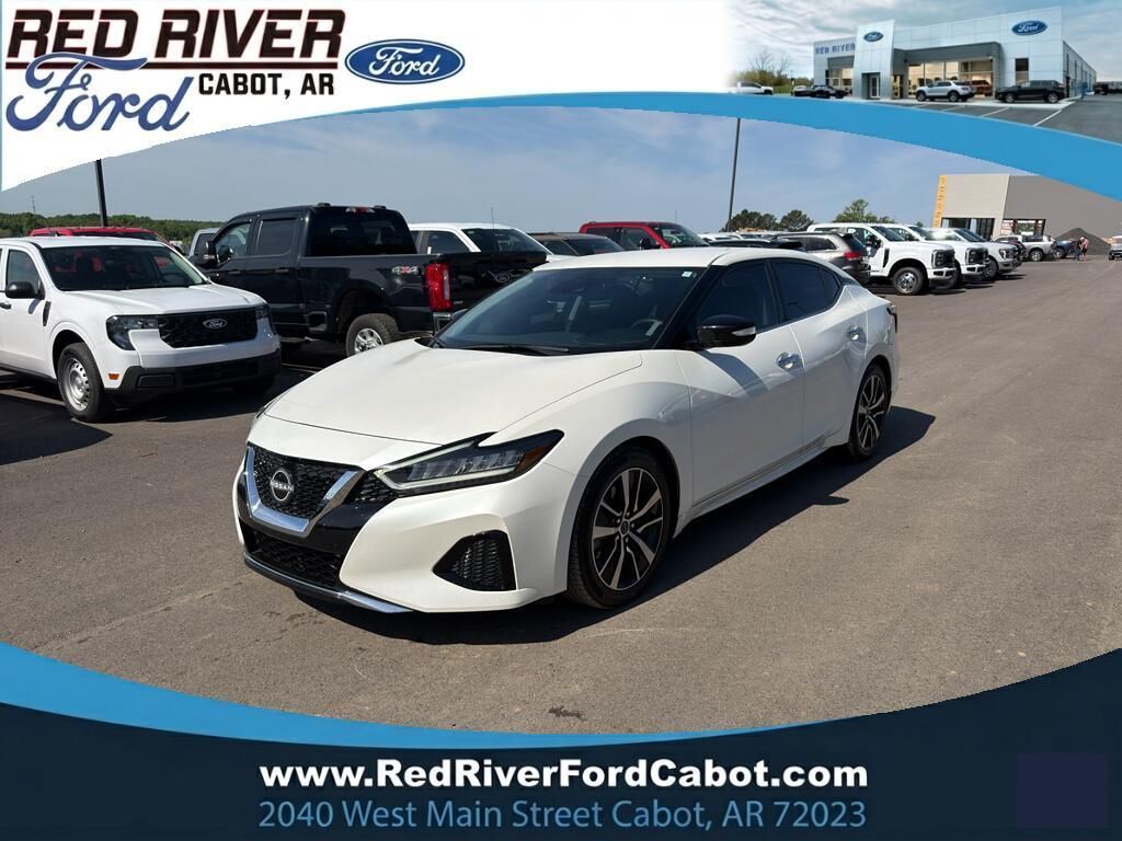 2023 NISSAN Maxima