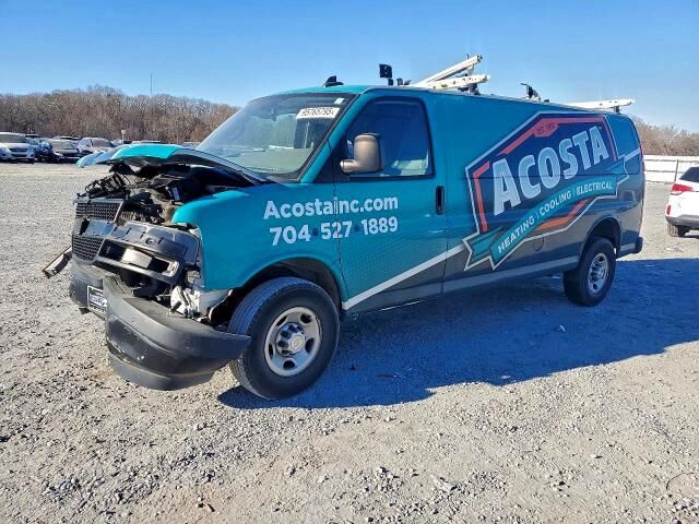 2022 CHEVROLET Express