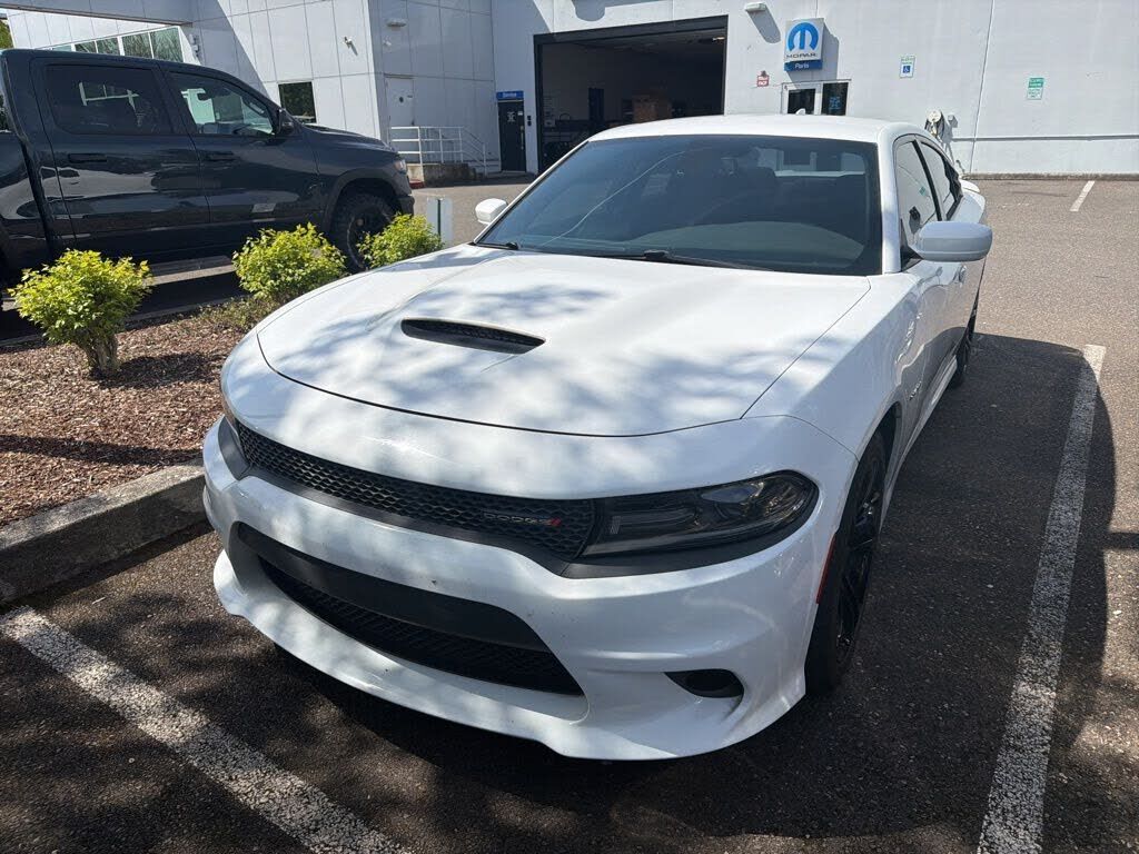 2020 DODGE Charger