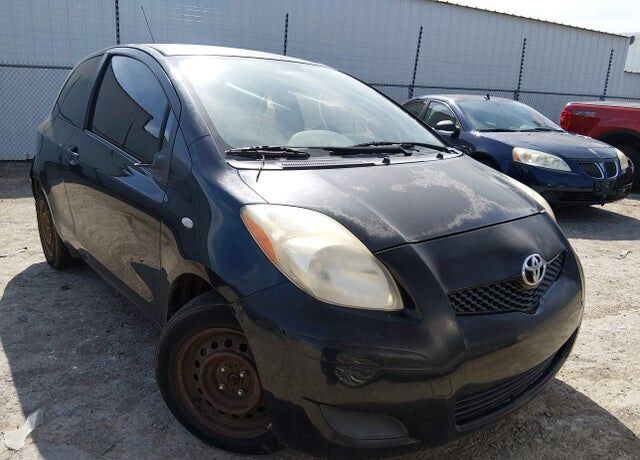 2010 TOYOTA Yaris