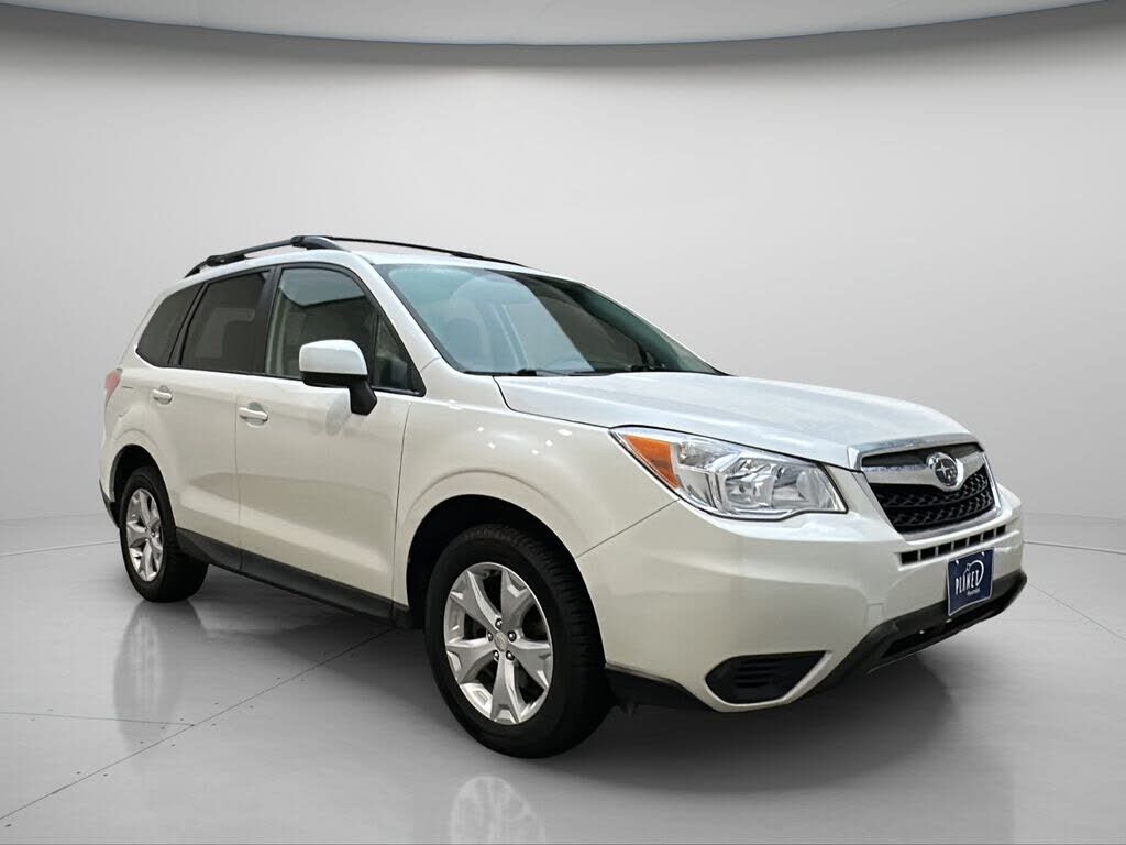 2015 SUBARU Forester