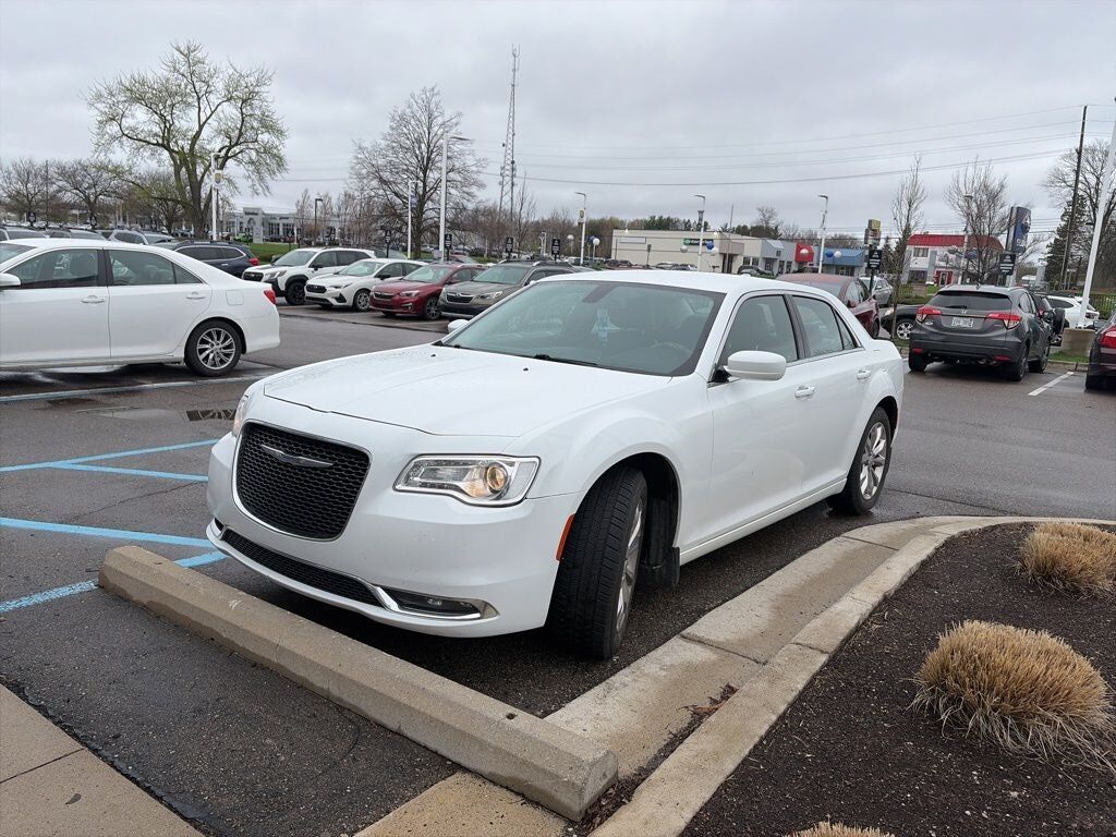2015 CHRYSLER 300