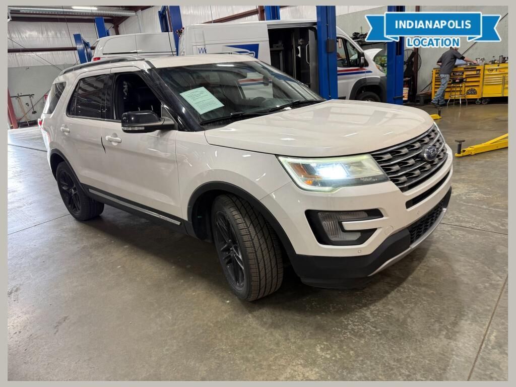 2016 FORD Explorer