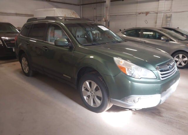 2012 SUBARU Outback
