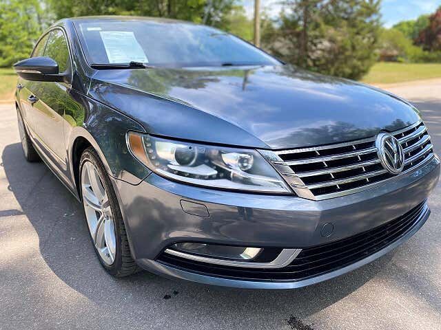 2013 VOLKSWAGEN Passat