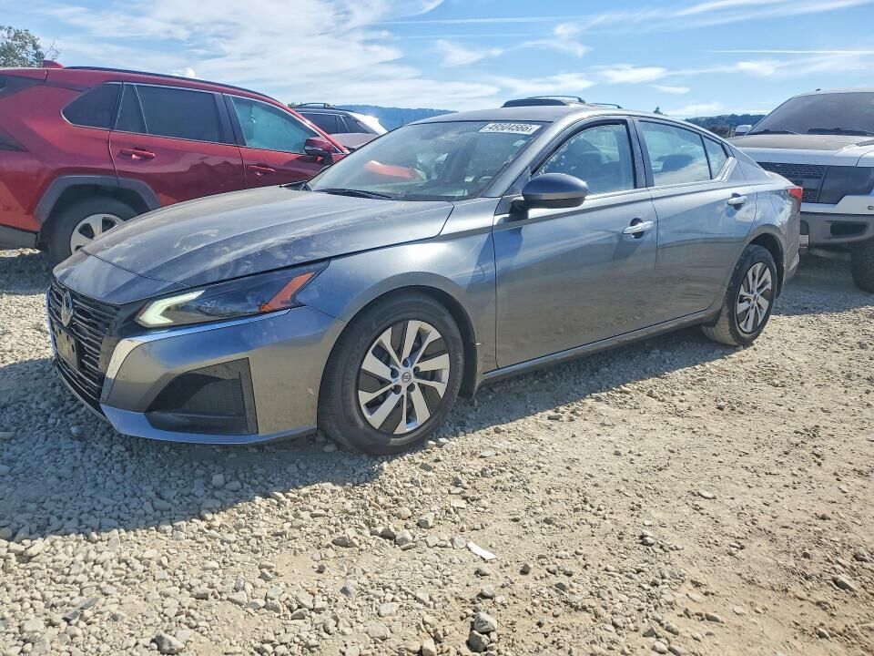 2023 NISSAN Altima