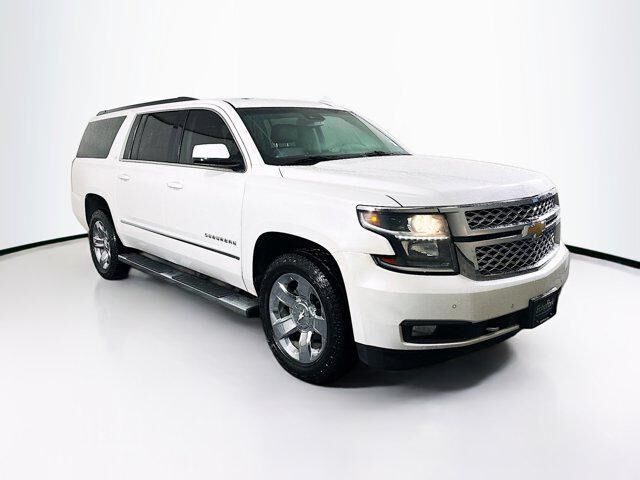 2018 CHEVROLET Suburban