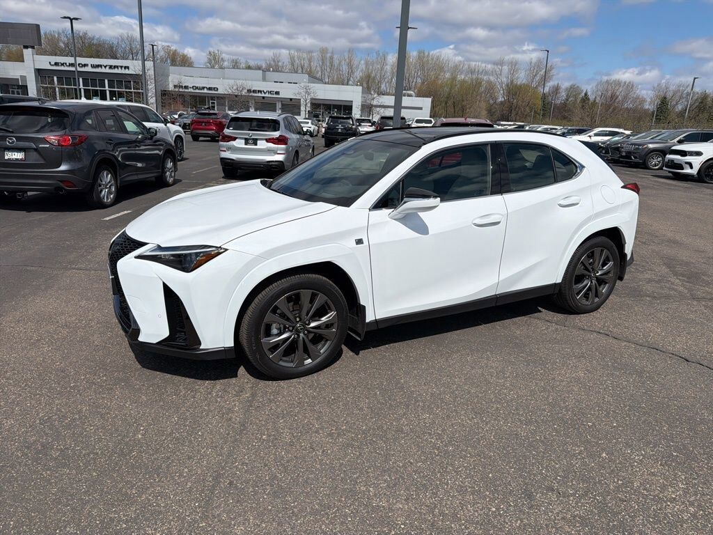 2026 LEXUS UX