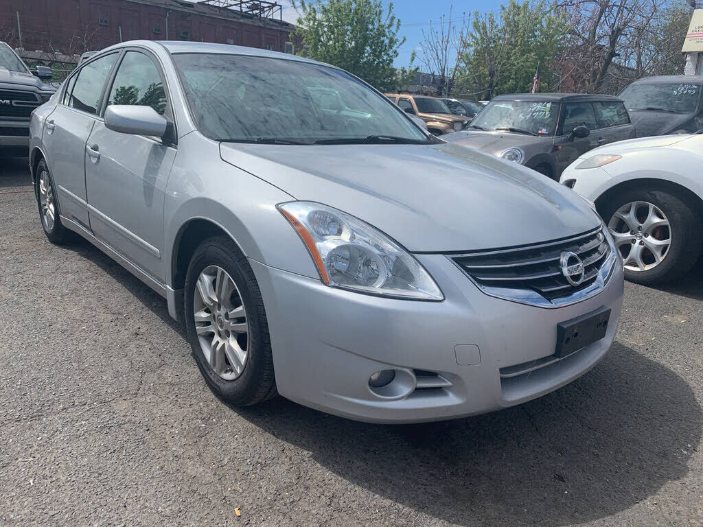 2011 NISSAN Altima
