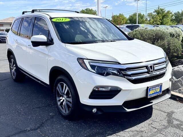 2017 HONDA Pilot