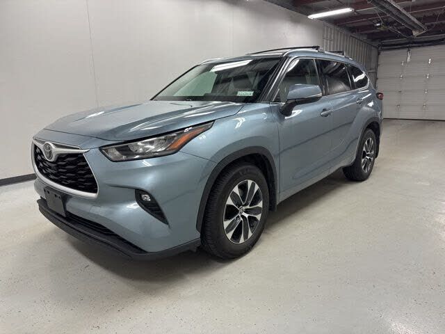 2020 TOYOTA Highlander