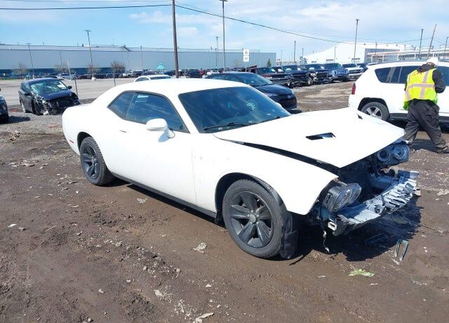 2015 DODGE Challenger