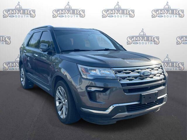 2019 FORD Explorer