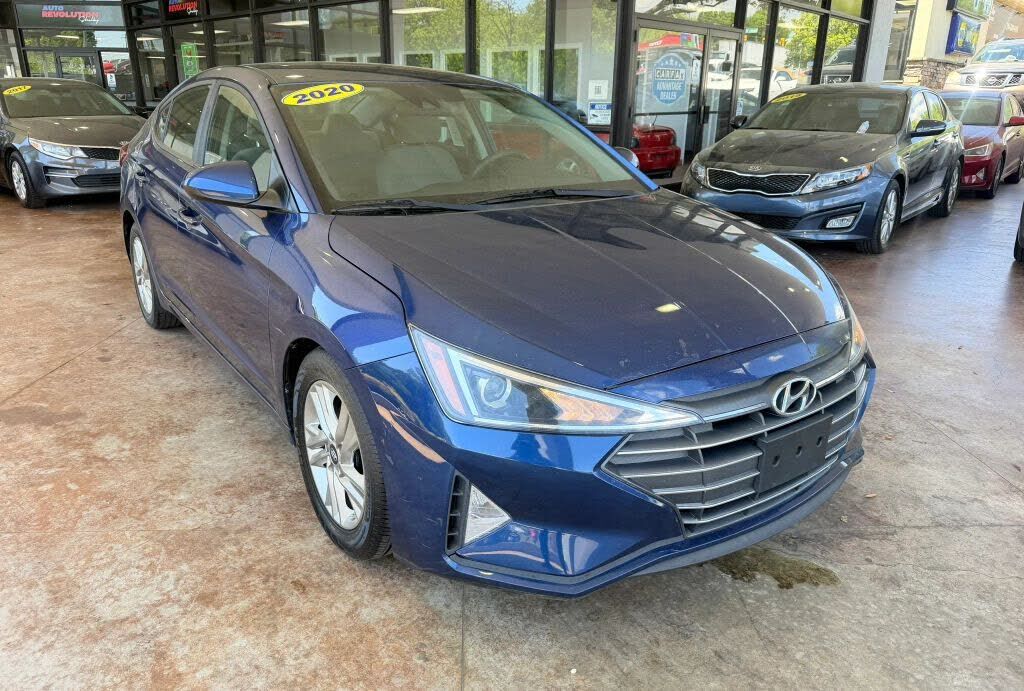 2020 HYUNDAI Elantra