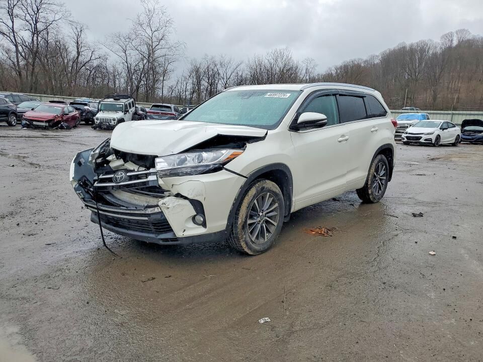 2018 TOYOTA Highlander
