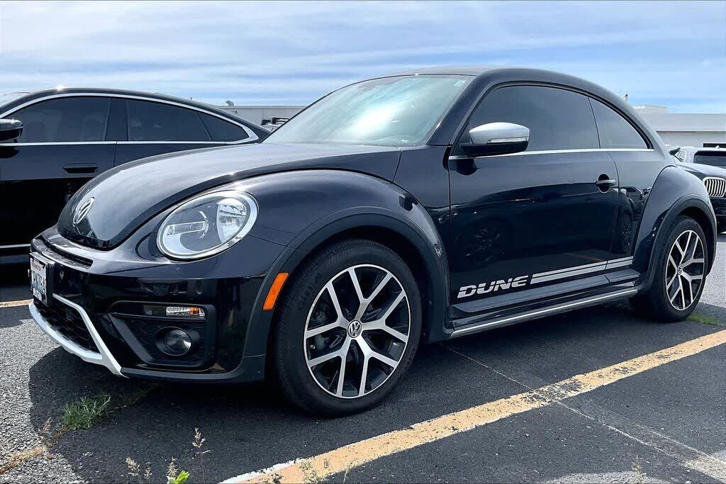 2016 VOLKSWAGEN Beetle