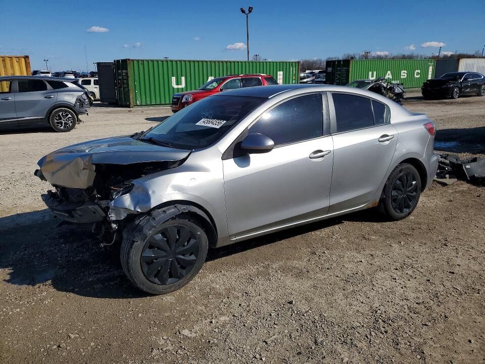 2013 MAZDA Mazda3