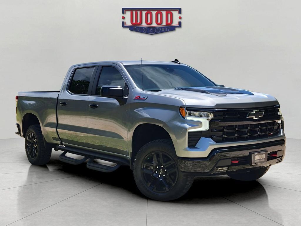 2025 CHEVROLET Silverado