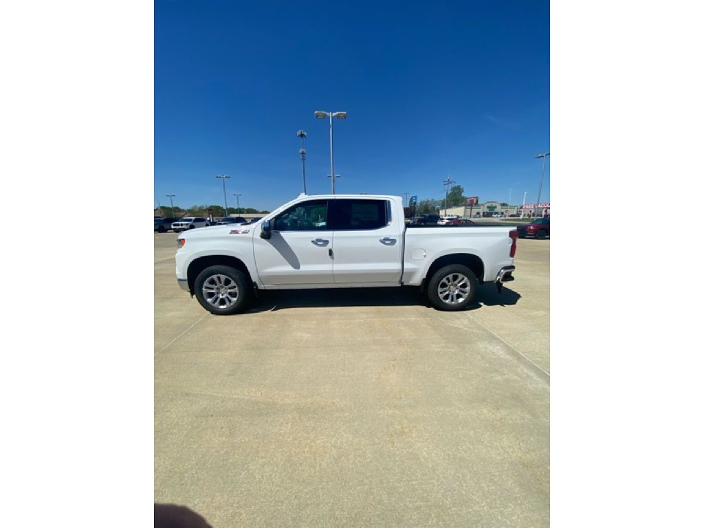 2026 CHEVROLET Silverado