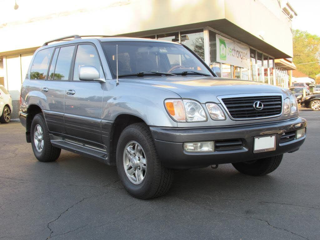 2002 LEXUS LX