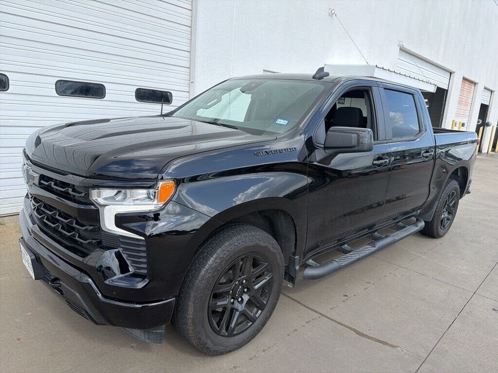 2023 CHEVROLET Silverado