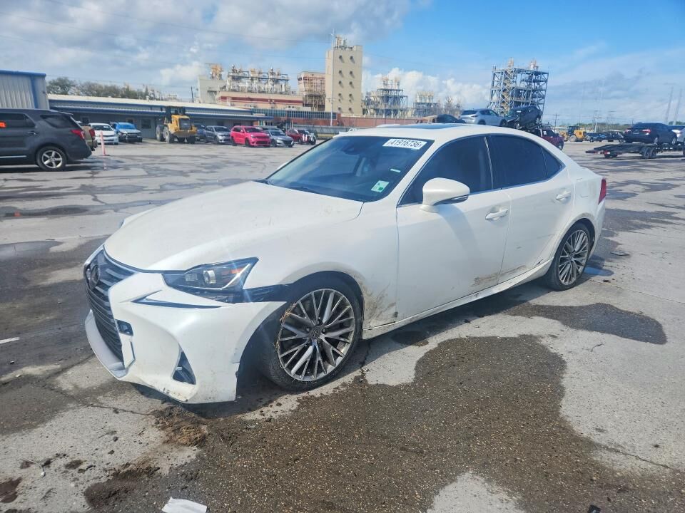 2017 LEXUS IS