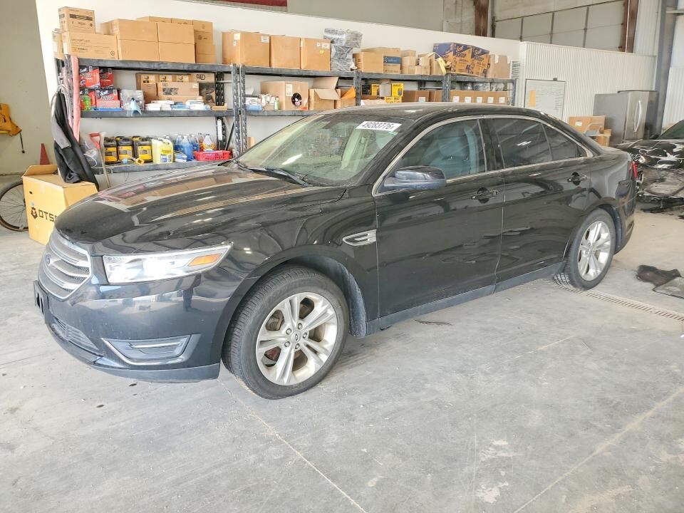 2013 FORD Taurus