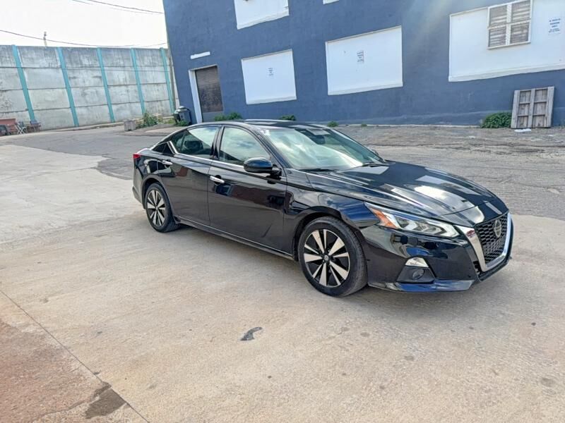 2019 NISSAN Altima