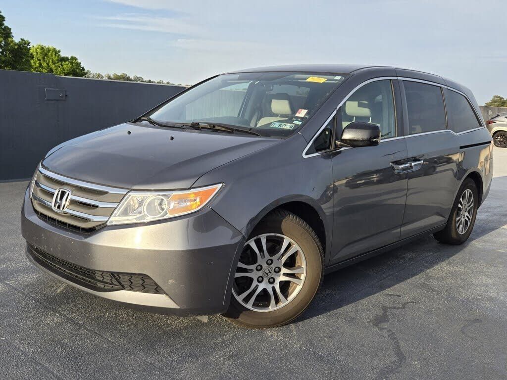 2013 HONDA Odyssey