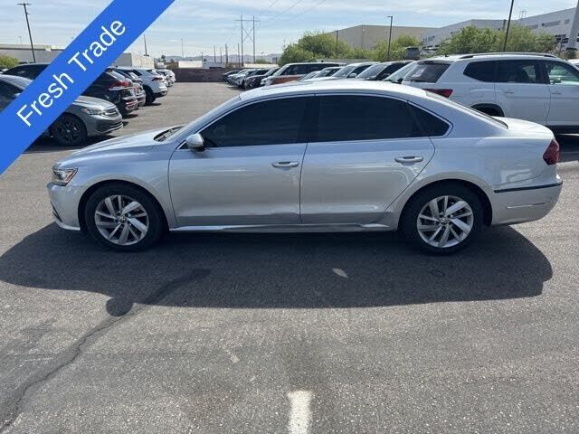 2018 VOLKSWAGEN Passat