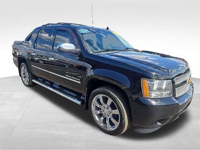 2013 CHEVROLET Avalanche
