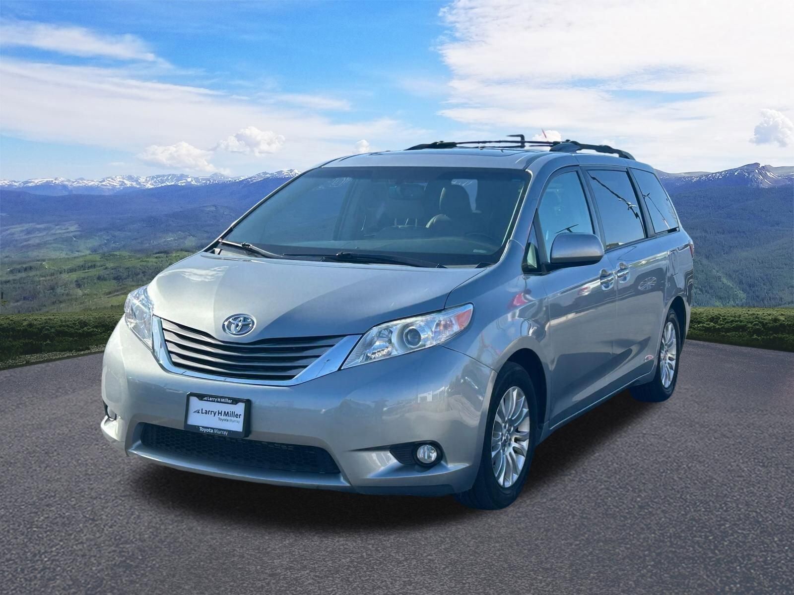 2016 TOYOTA Sienna