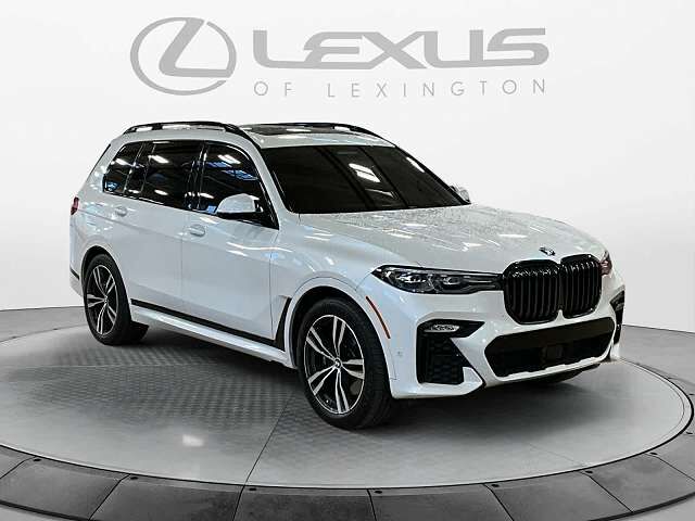 2022 BMW X7