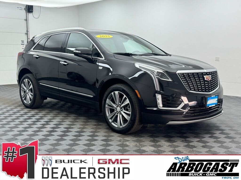 2025 CADILLAC XT5