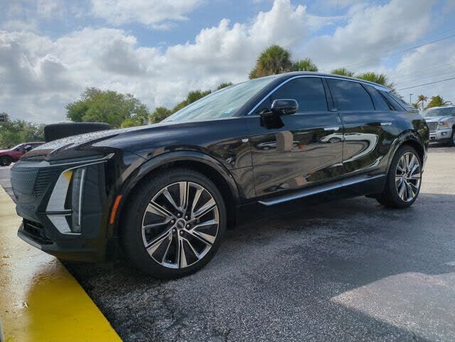2023 CADILLAC Lyriq