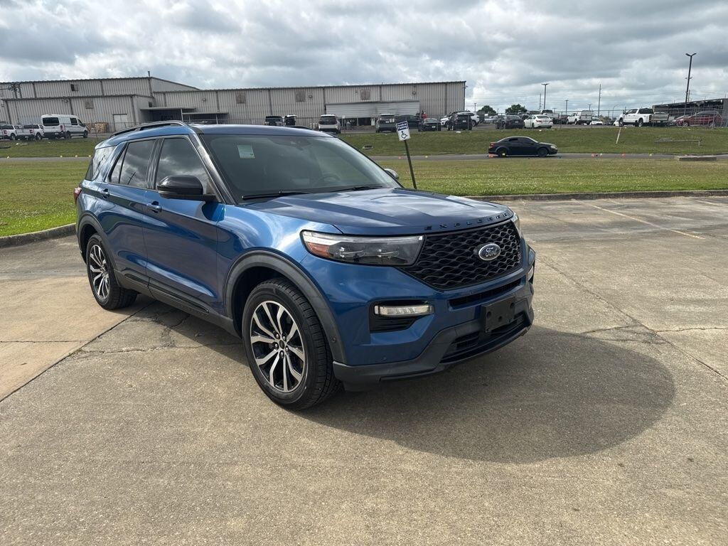 2021 FORD Explorer