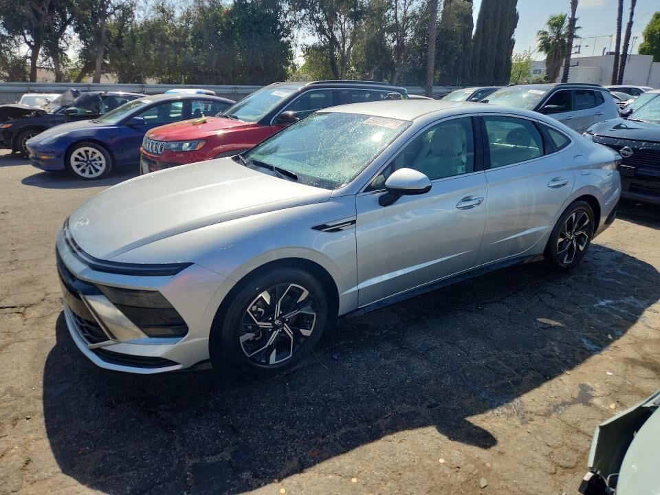 2025 HYUNDAI Sonata