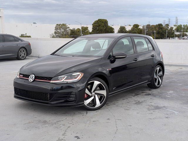 2018 VOLKSWAGEN Golf GTI