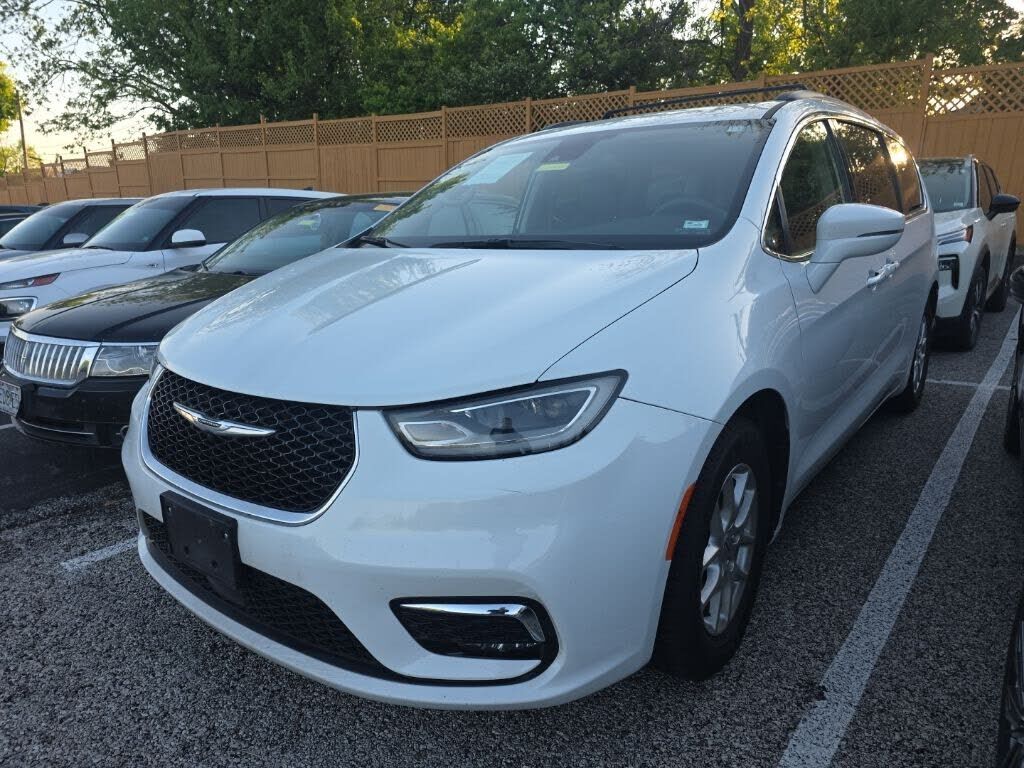 2022 CHRYSLER Pacifica