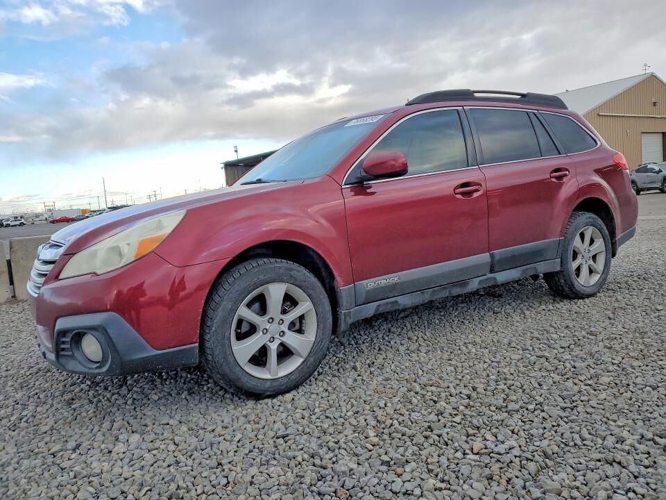 2013 SUBARU Outback