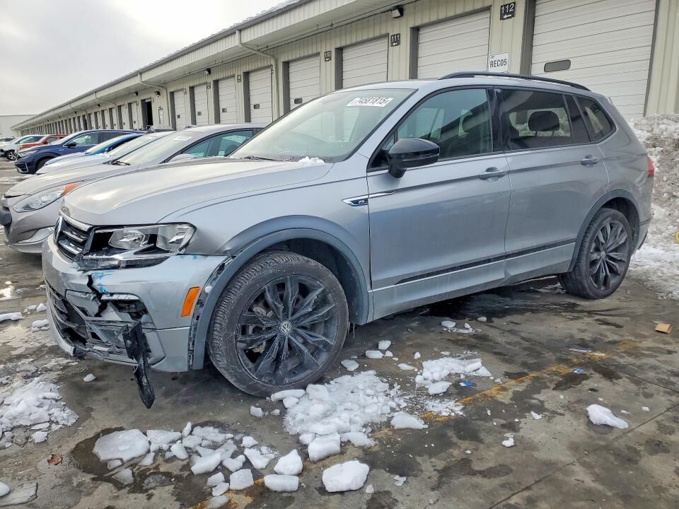 2021 VOLKSWAGEN Tiguan