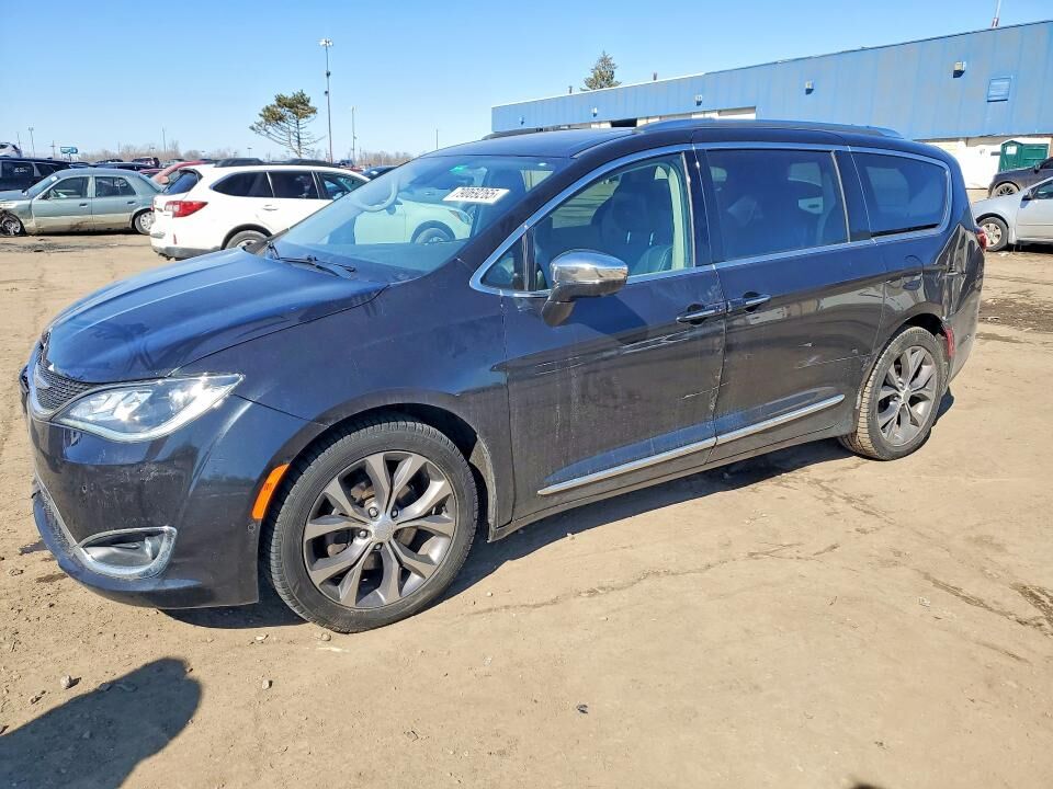 2017 CHRYSLER Pacifica
