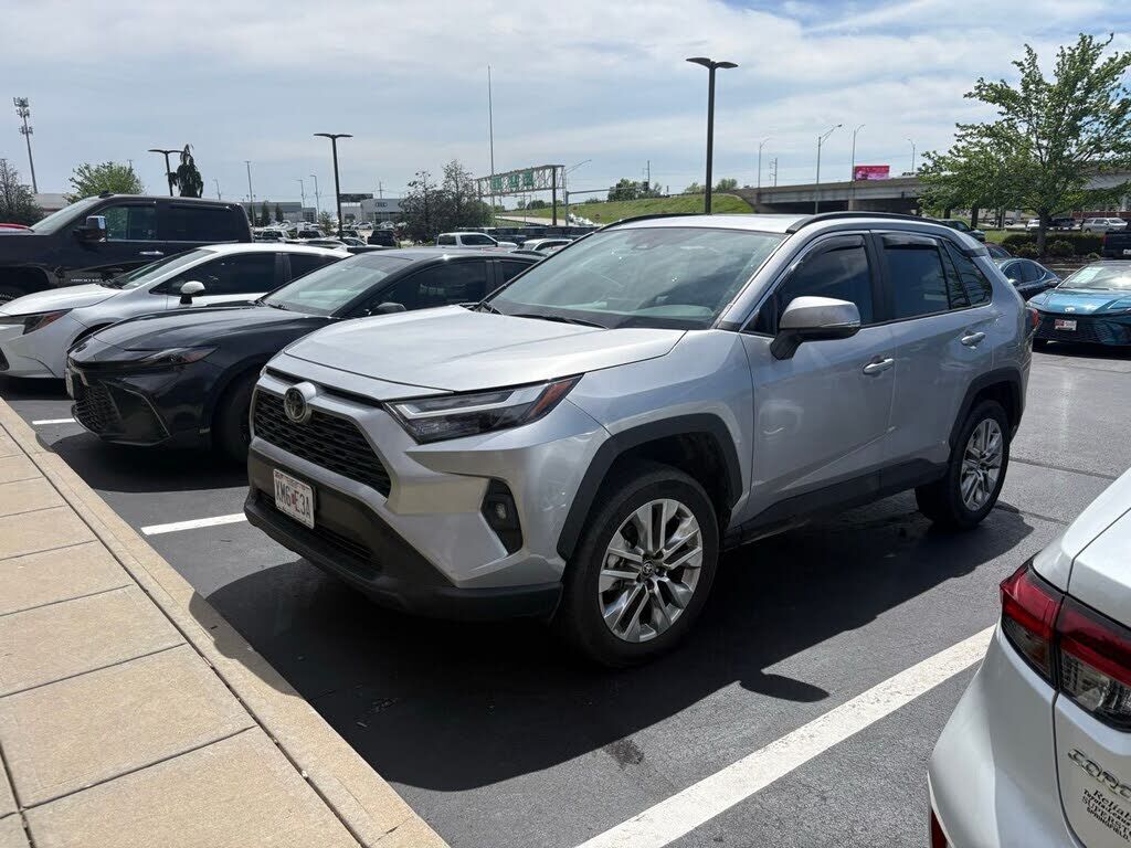 2025 TOYOTA RAV4