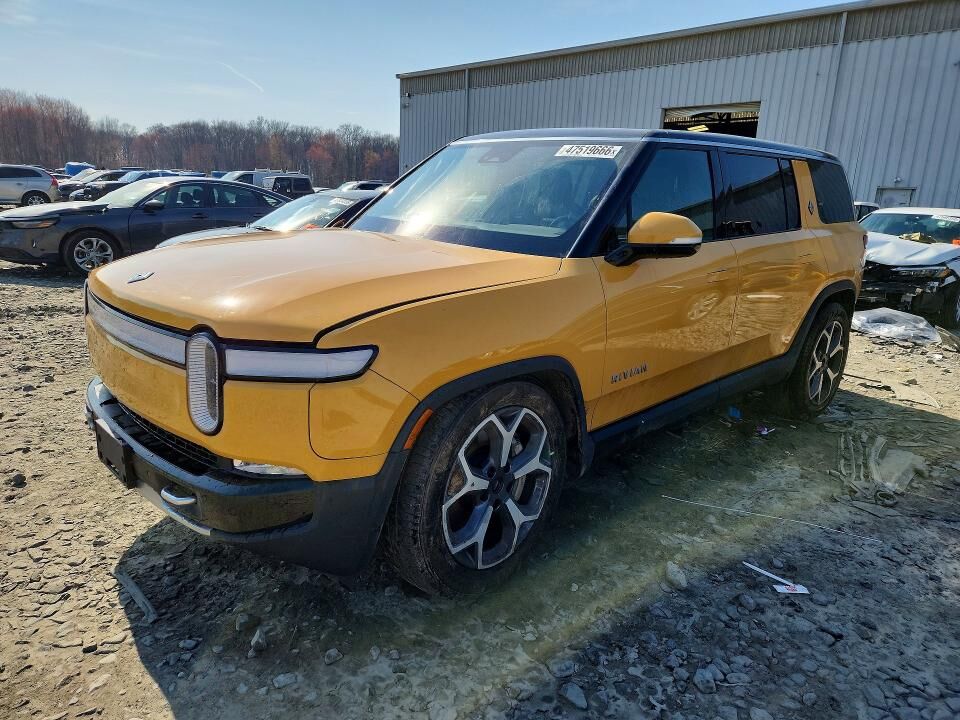 2023 RIVIAN R1S