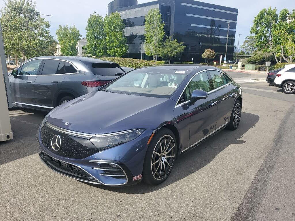 2023 MERCEDES-BENZ EQS-Class Sedan